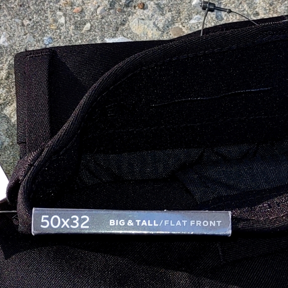 Men's Van Heusen Big and Tall Air Straight-Fit Flex Dress Pants in Black - Picture 5 of 11